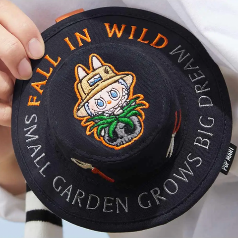 THE MONSTERS Fall in Wild - Bucket Hat Mini Bag Blind Box